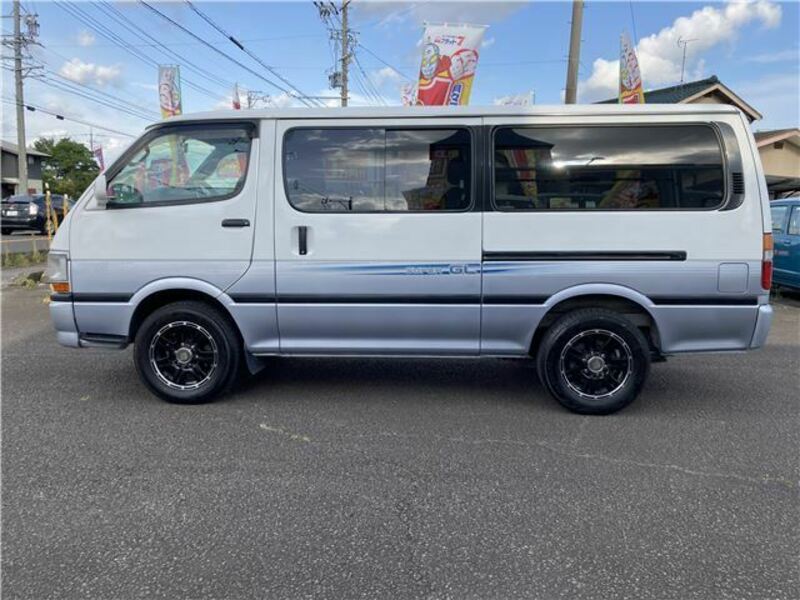 HIACE VAN