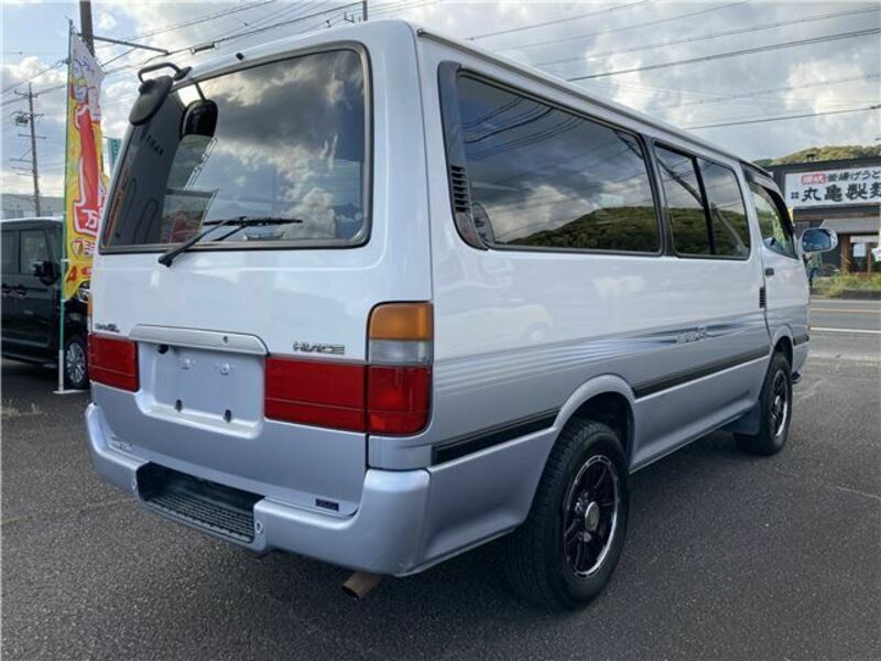 HIACE VAN