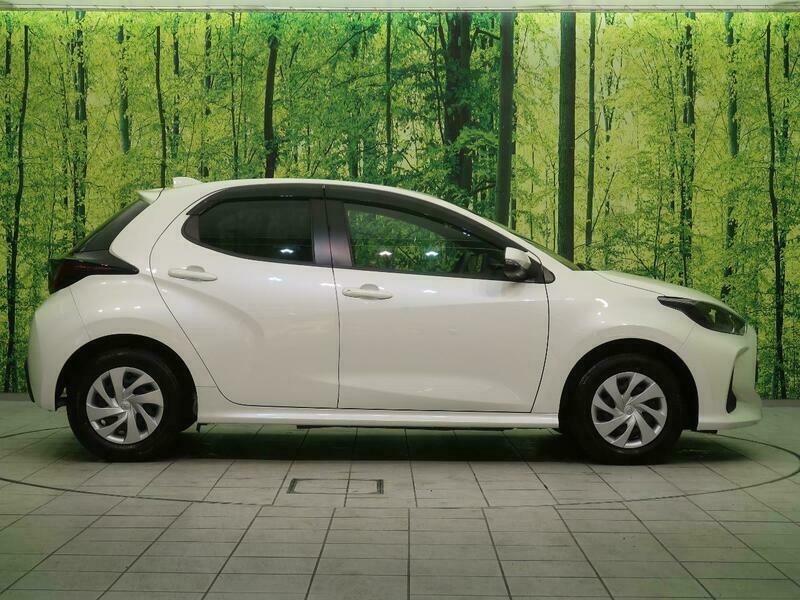 YARIS-37