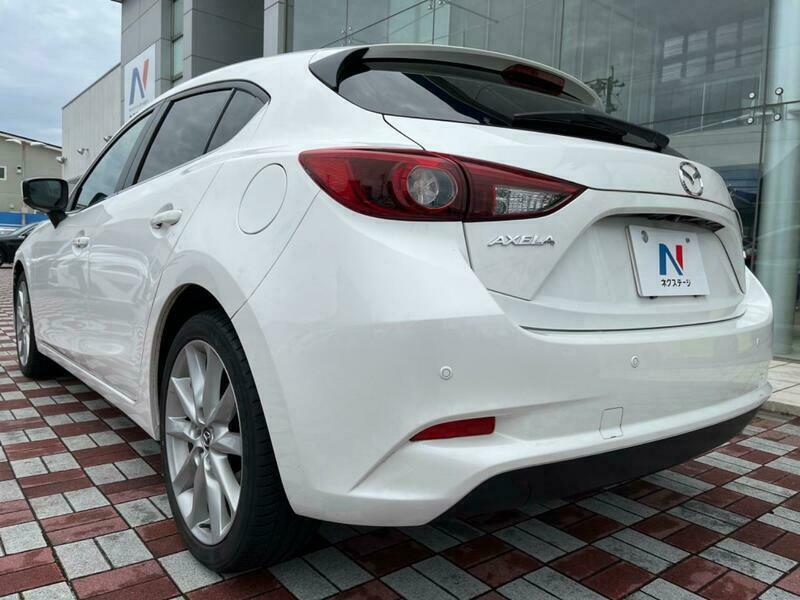 Axela Sport