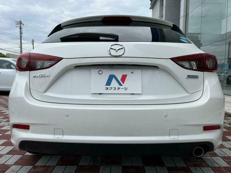 Axela Sport