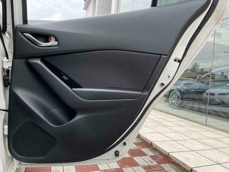 Axela Sport