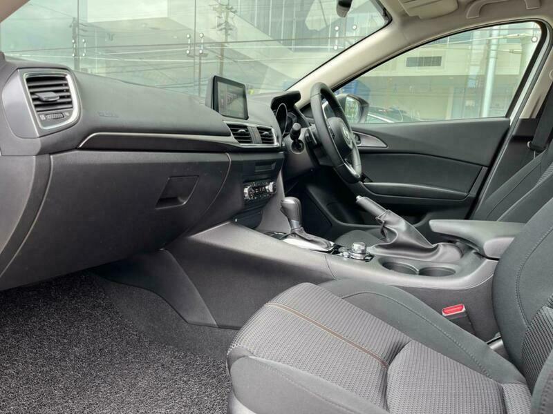 Axela Sport