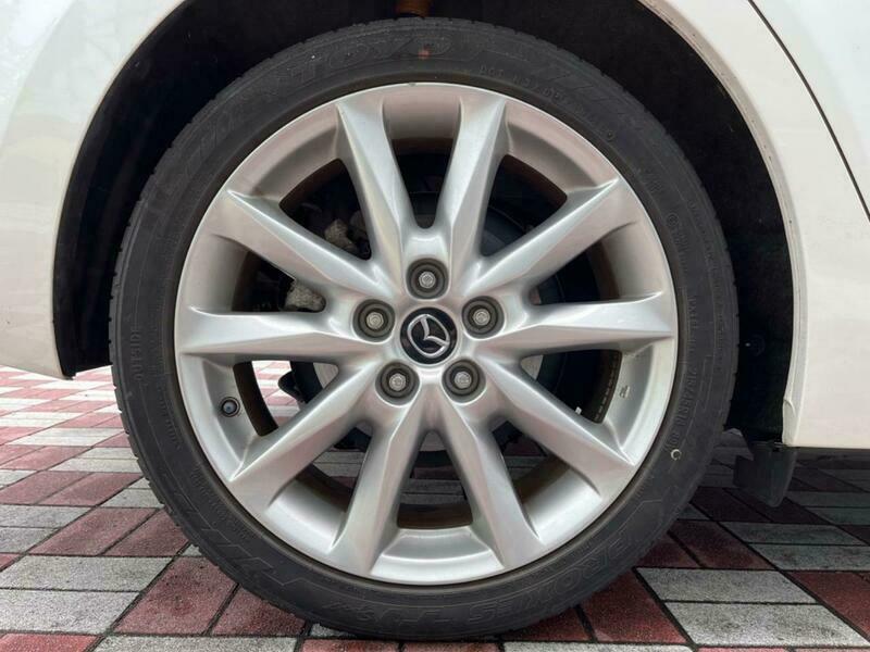 Axela Sport