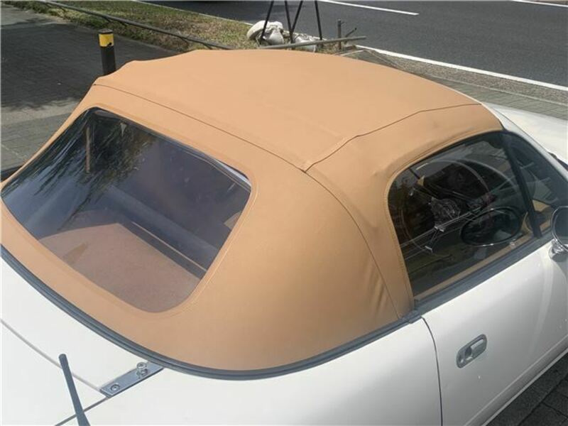 EUNOS ROADSTER