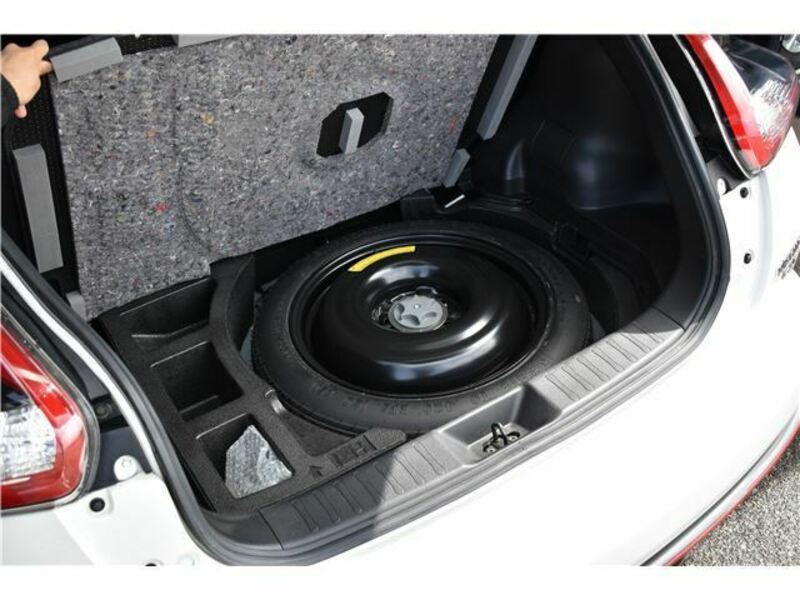 nissan juke spare wheel location