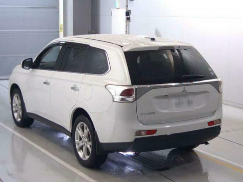 OUTLANDER