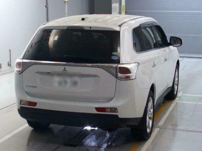 OUTLANDER