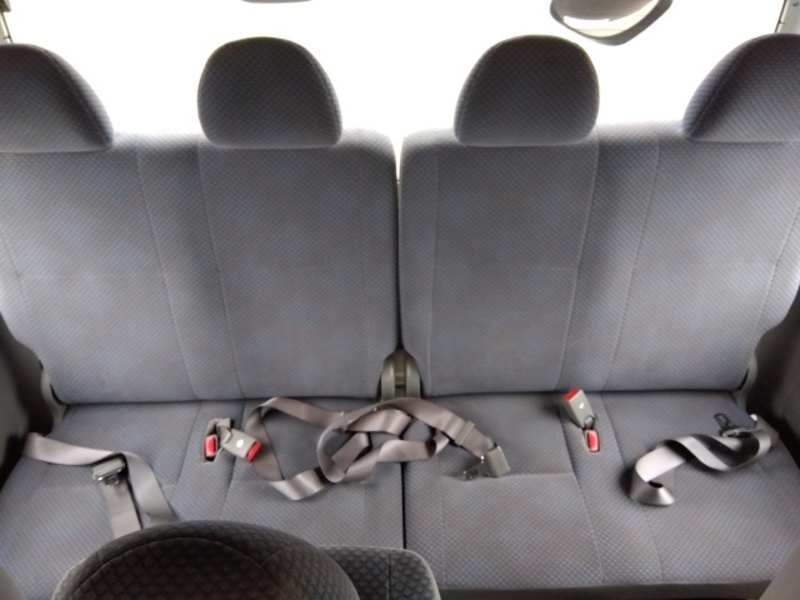 Hiace Commuter
