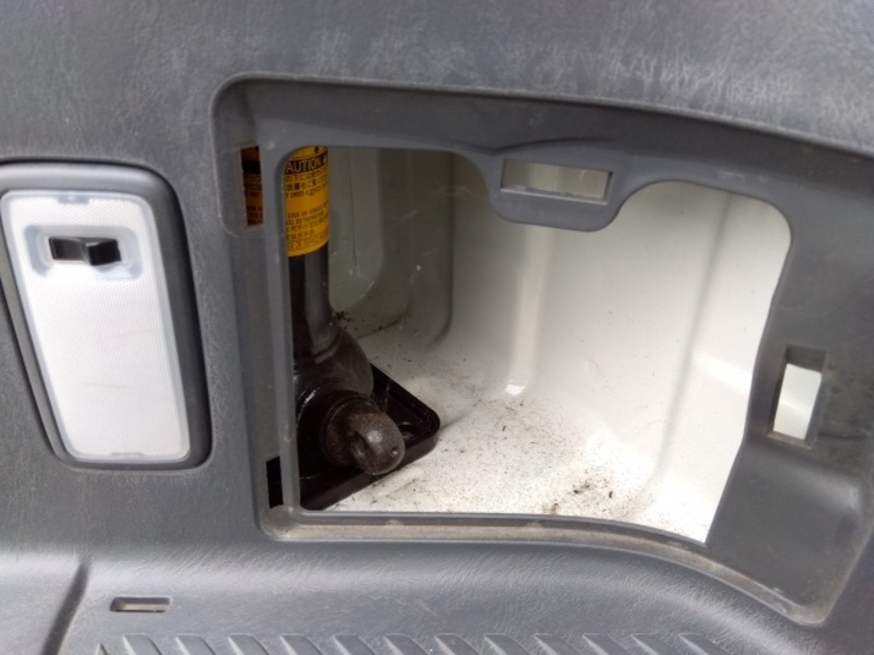 Hiace Commuter