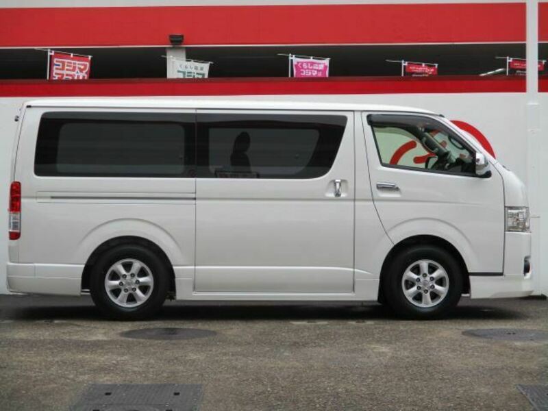 HIACE