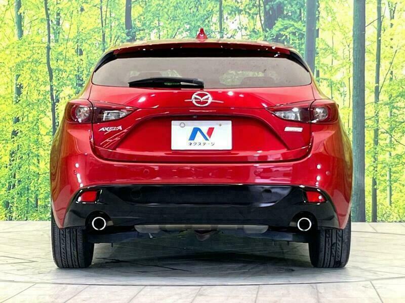 Axela Sport