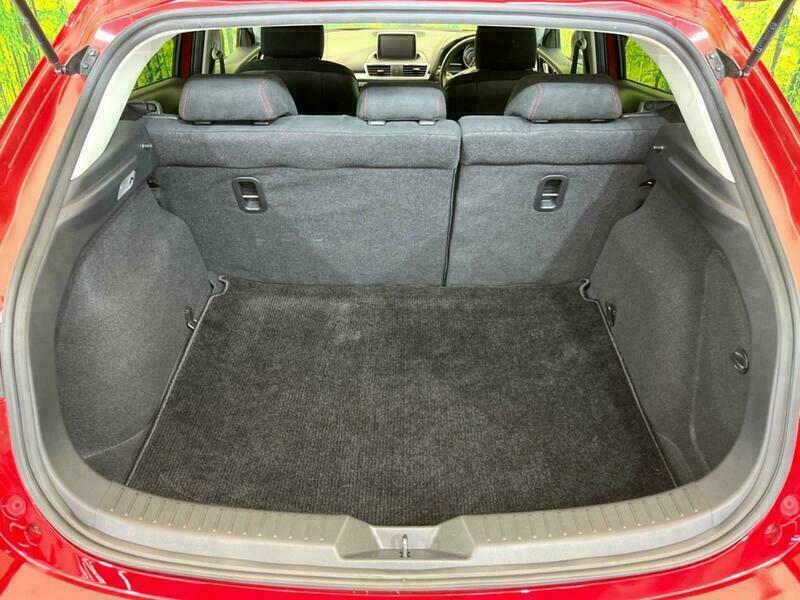 Axela Sport
