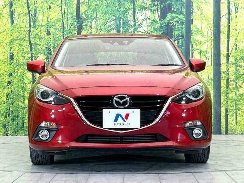 Axela Sport