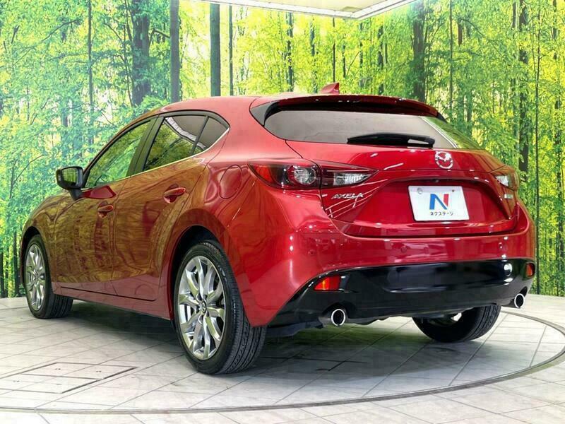 Axela Sport