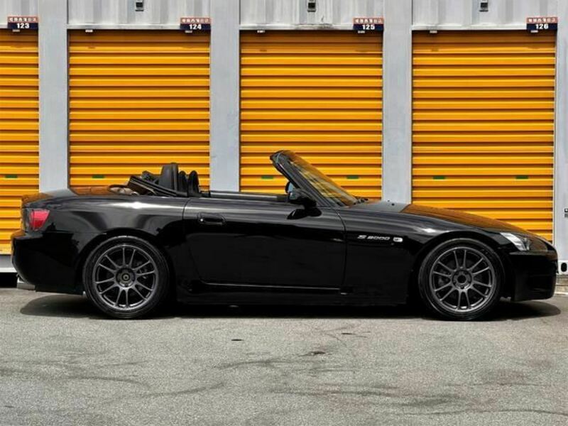 S2000