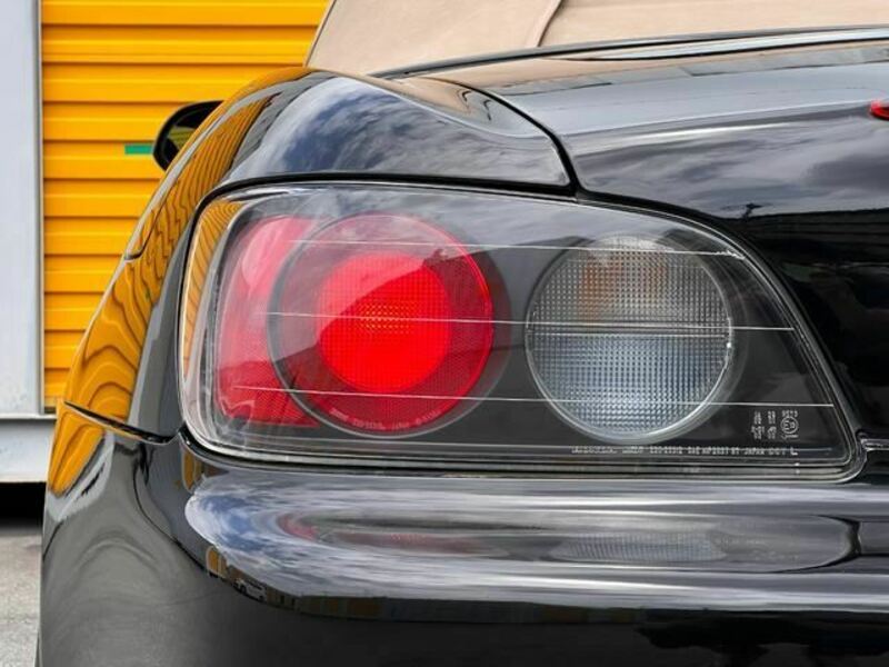 S2000
