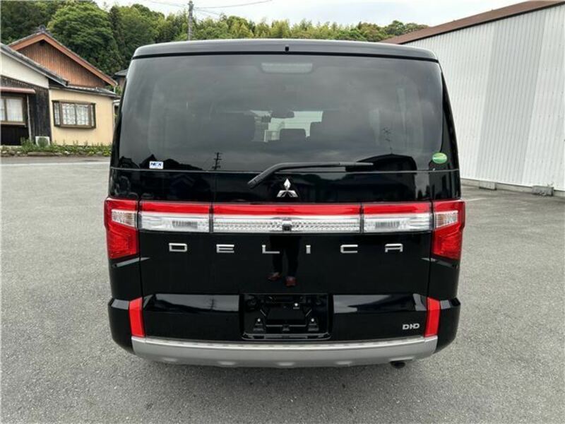 DELICA D5