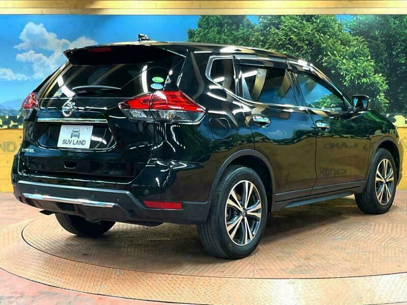 X-TRAIL-52