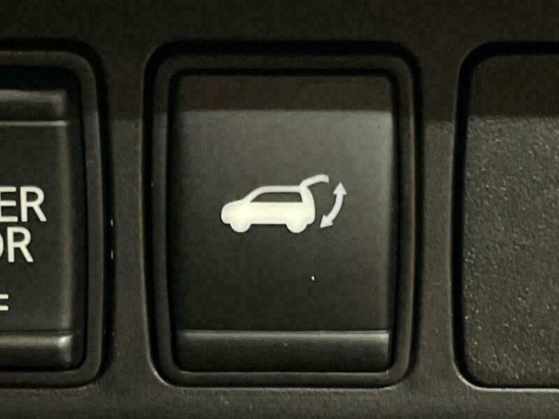 X-TRAIL-30