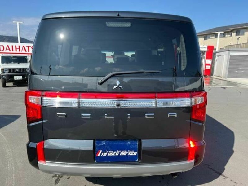 DELICA D5