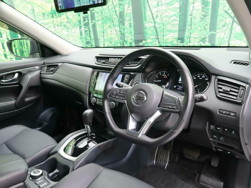X-TRAIL