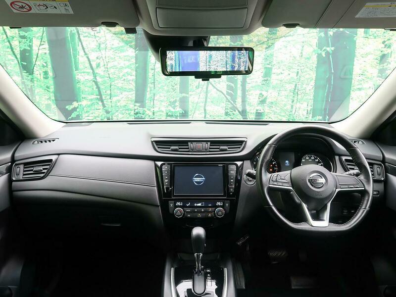 X-TRAIL