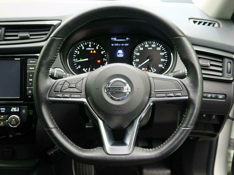 X-TRAIL