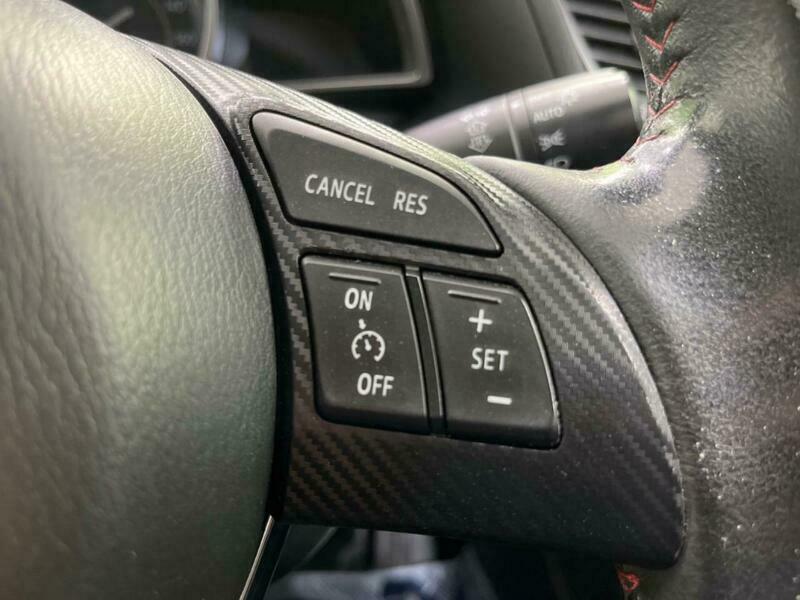 Axela Sport