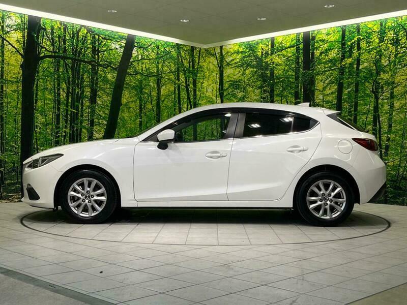 Axela Sport