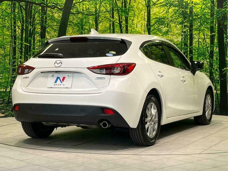 Axela Sport