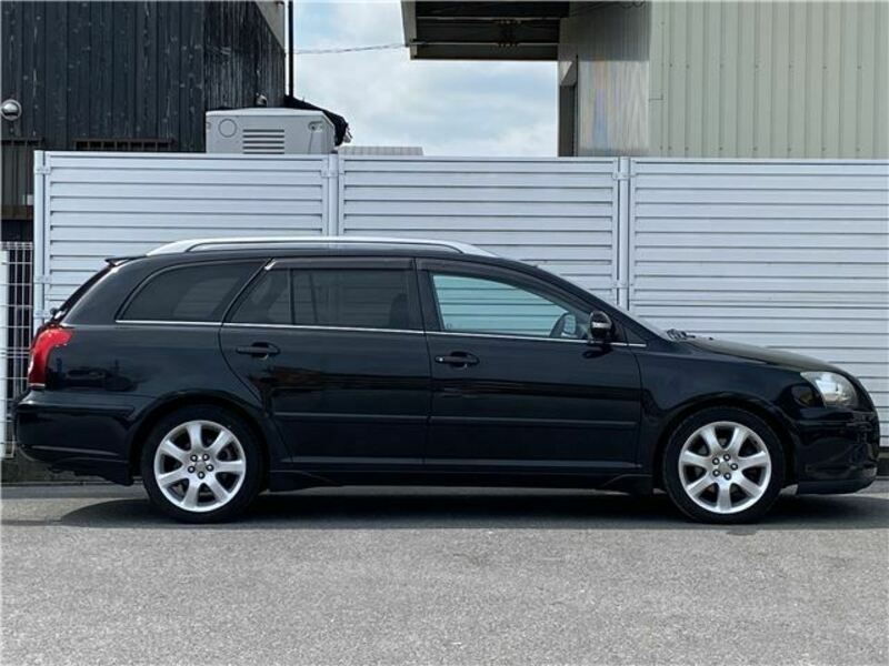 AVENSIS WAGON