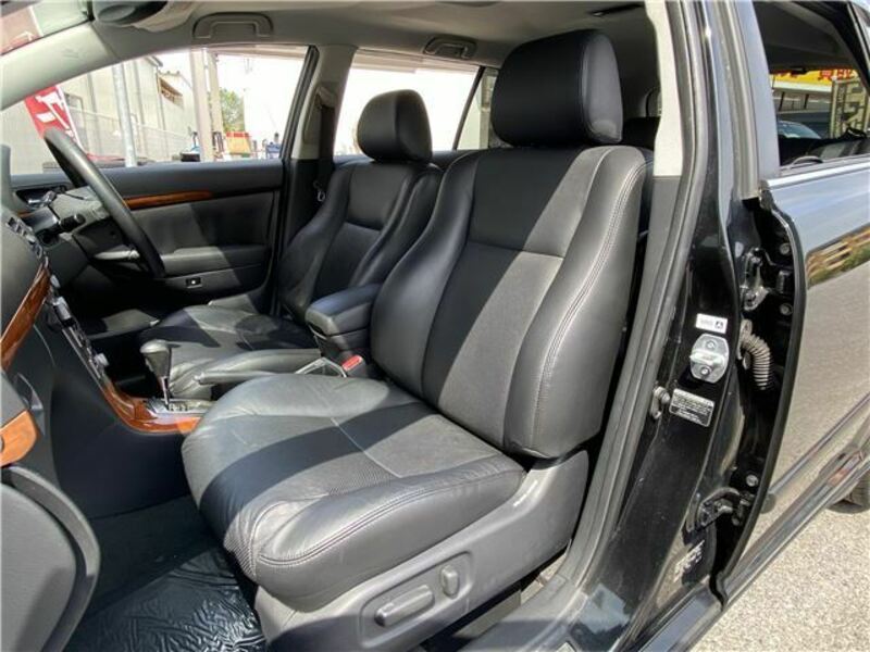 AVENSIS WAGON