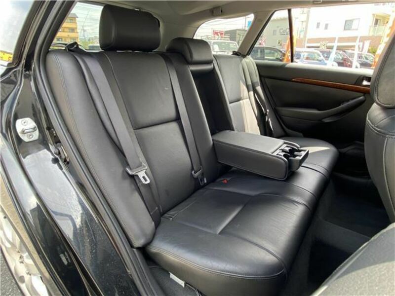 AVENSIS WAGON