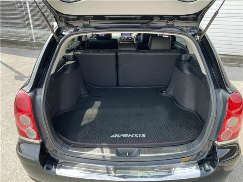 AVENSIS WAGON