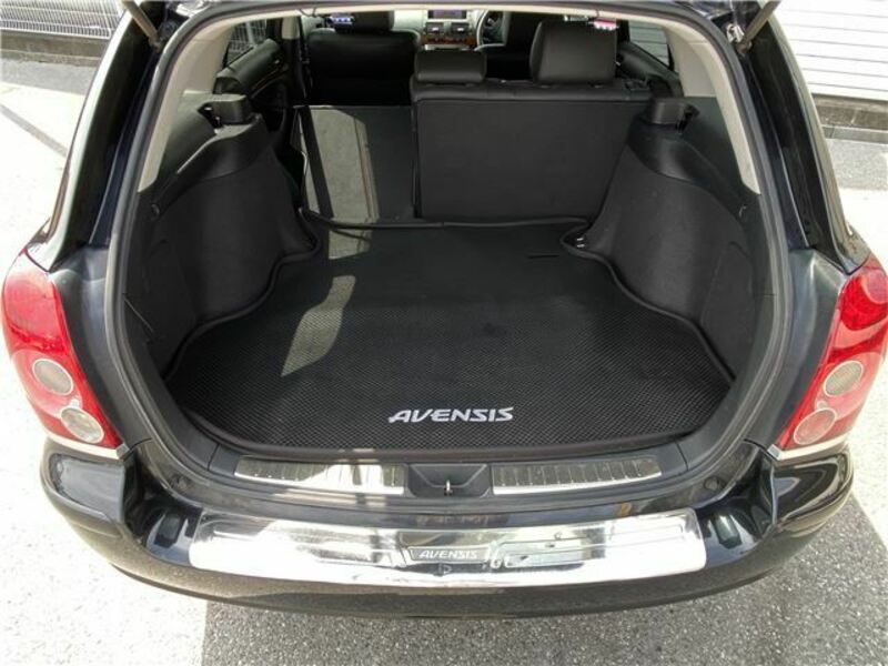 AVENSIS WAGON
