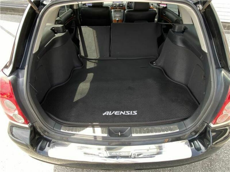 AVENSIS WAGON