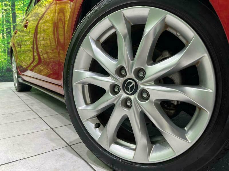 Axela Sport