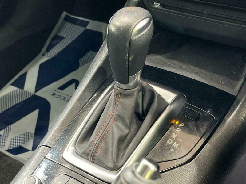 Axela Sport