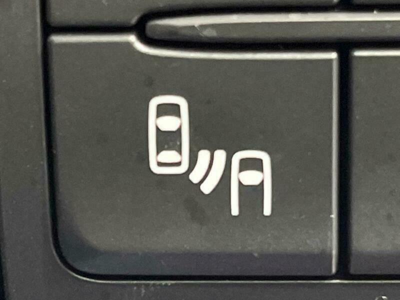 Axela Sport