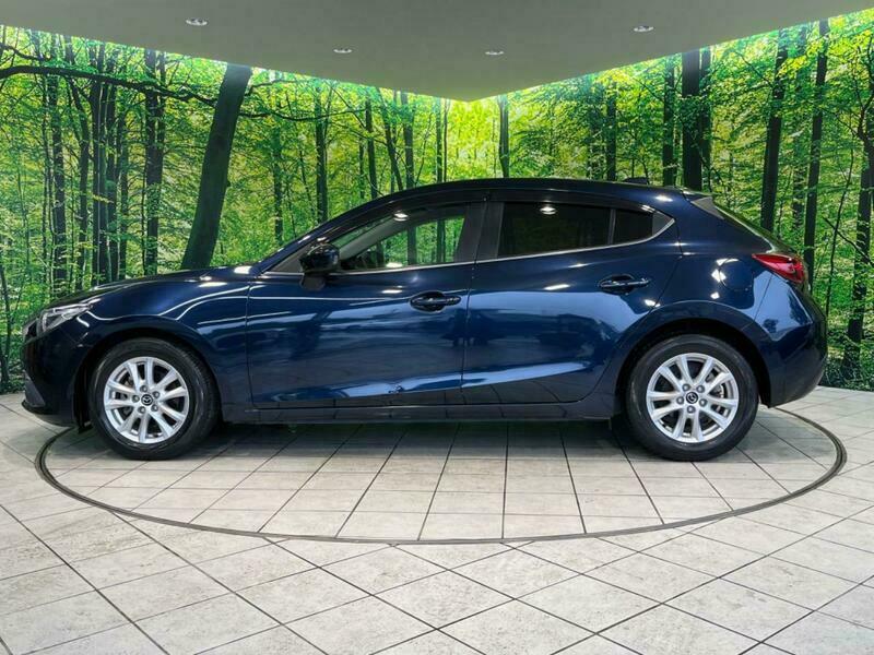 Axela Sport