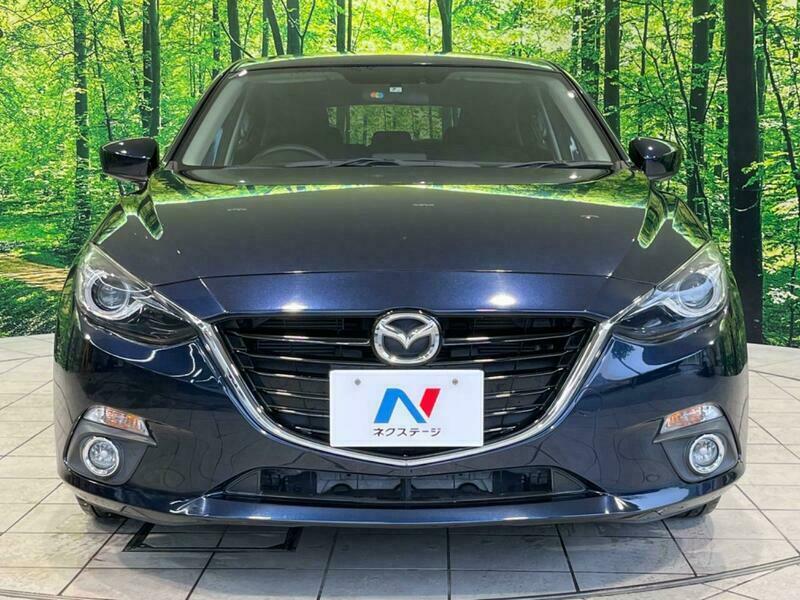 Axela Sport