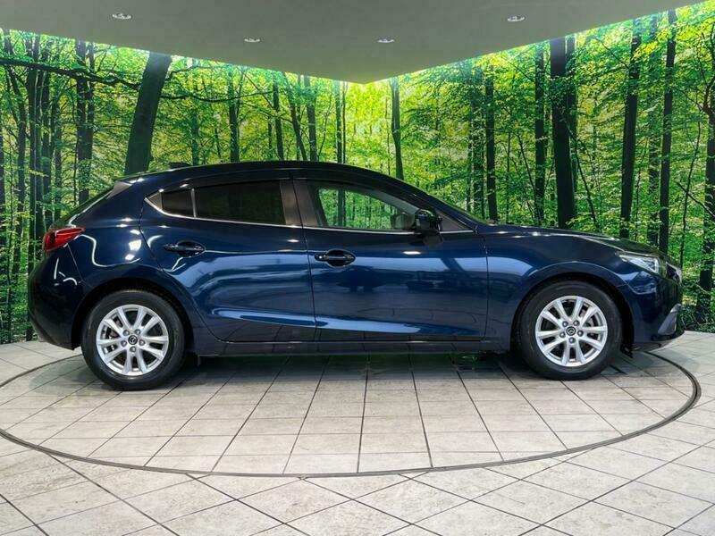 Axela Sport