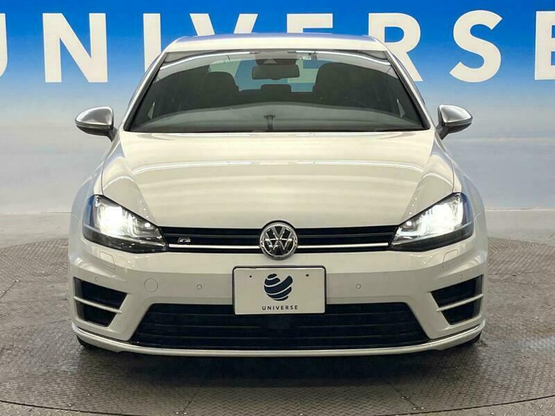 GOLF R