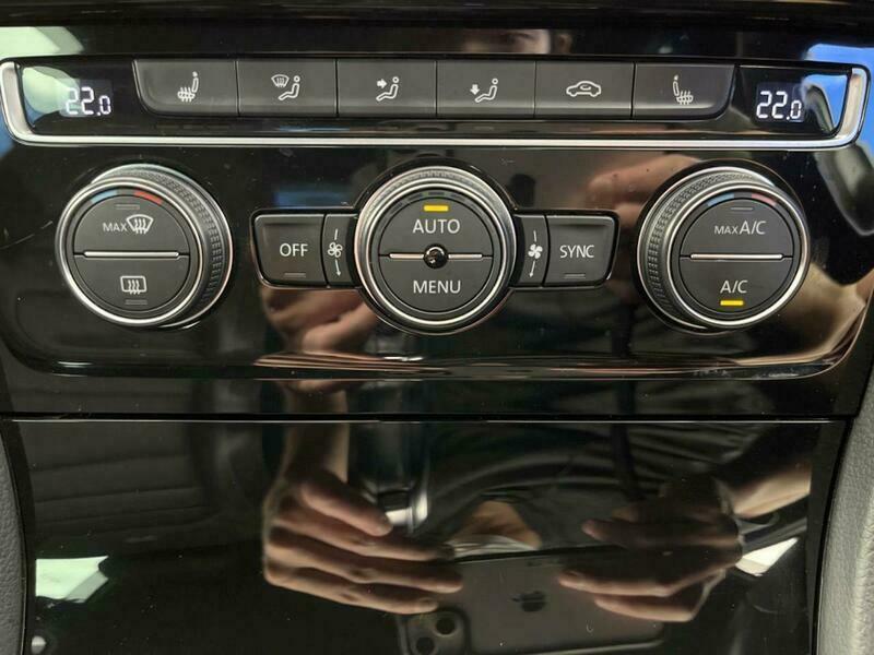 GOLF R