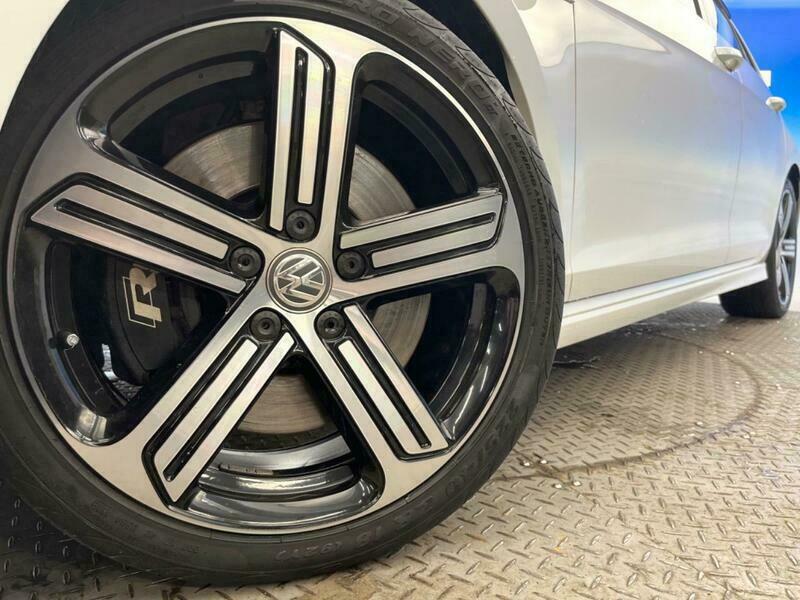 GOLF R