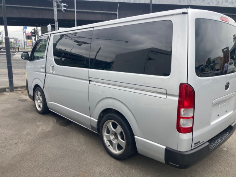 HIACE VAN