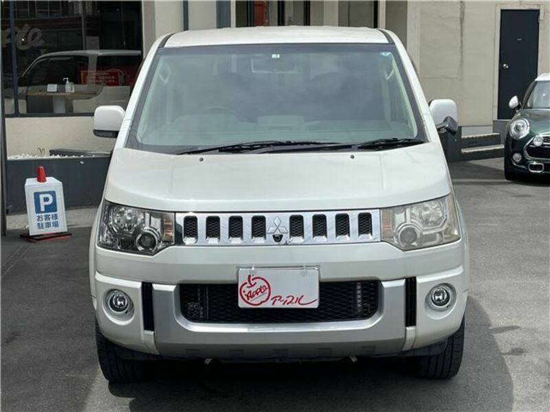 DELICA D5