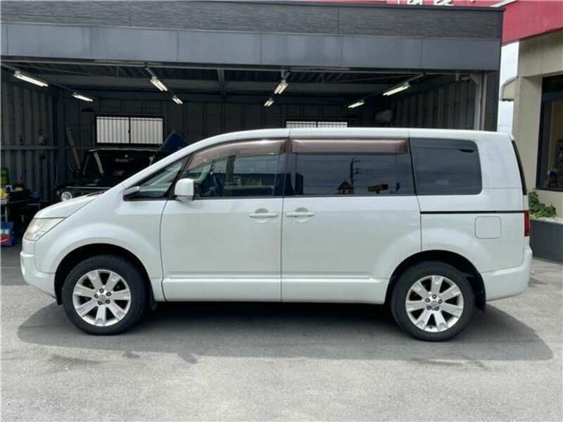 DELICA D5