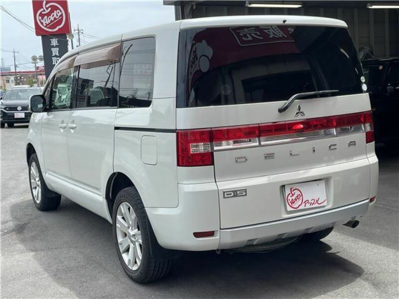 DELICA D5